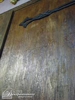 Создание фактуры деревянной поверхности на двери