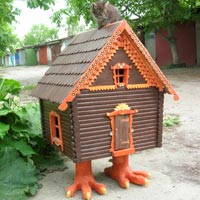 Декоративные садовые домики для кошек и собак